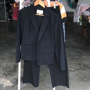Banana Republic women’s suit